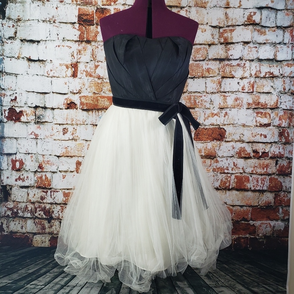 WHBM strapless dress